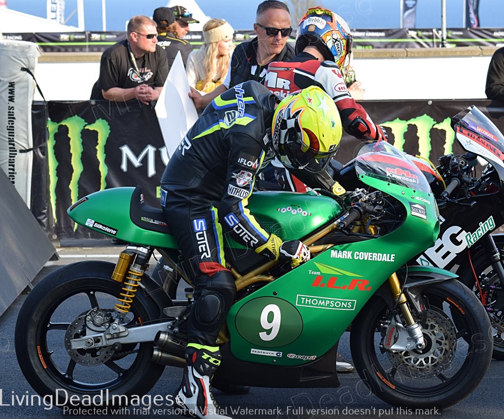FireStallion666's tweet photo. #ianlougher #mickosweeney @michaelsweene65 #stefanobonetti @dankneen14 😢 #tomweeden @AdamMclean56 #michaelevans #RoadRacing #startline 260518 #nikon @MotofestIOMTT #livingdeadimages https://t.co/F7m5d0Ab1F