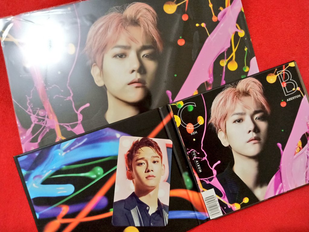 gyeonsu's tweet photo. this arrived last week but i only got the chance to upload it now. thank you @DeAvenue_shop 💕 #CBX_MAGIC https://t.co/MoNVV4PEz5