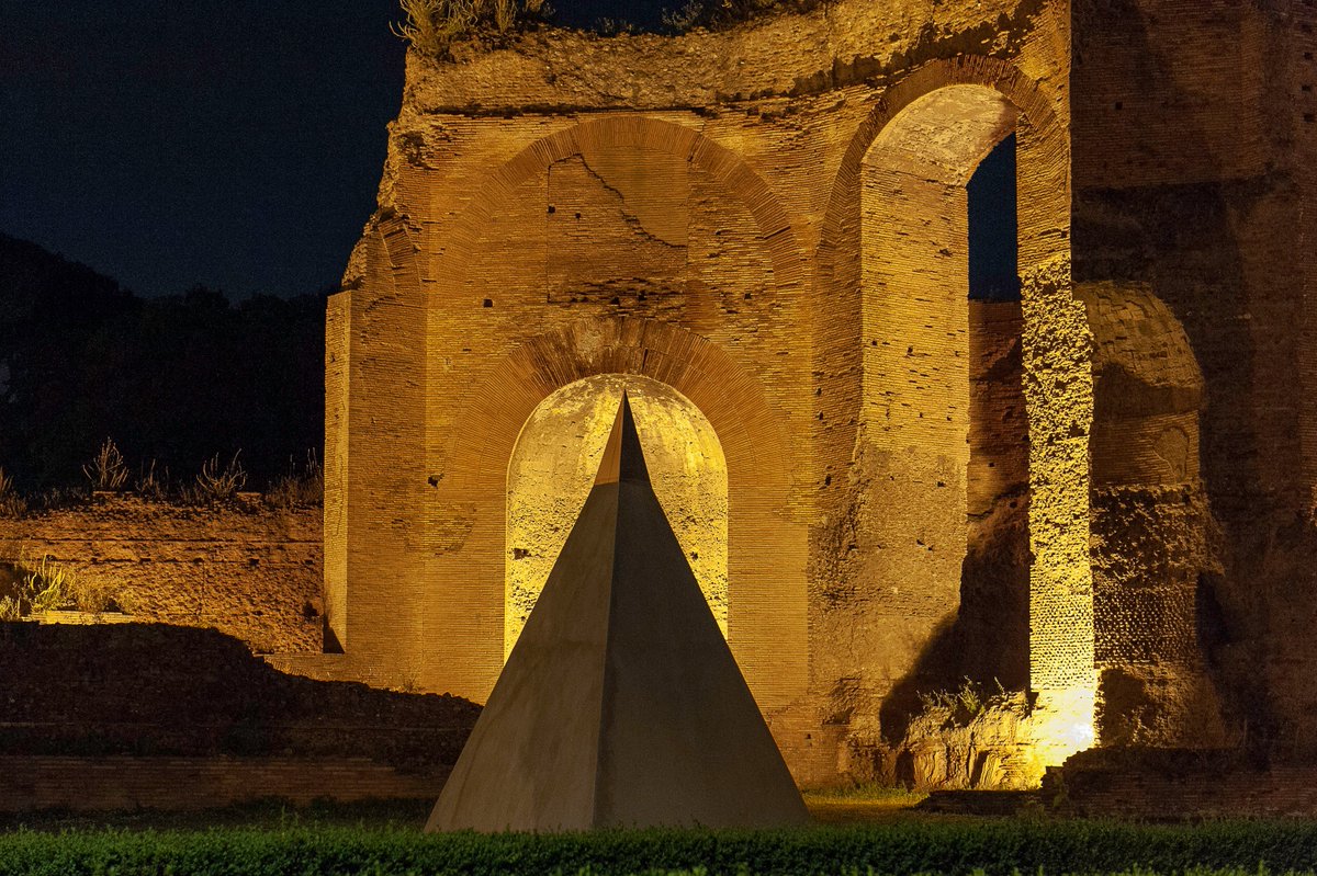 wantedinrome's tweet photo. An exhibition of sculpture by the late great Italian artist Mauro Staccioli opens at the Baths of Caracalla tomorrow. #Staccioli #Rome @LAGNroma @ElectaEditore @CoopCultureIT @MiBACT https://t.co/AtZmtII45g https://t.co/cPvCM8Z4t5