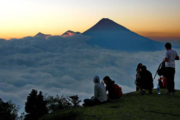 viajesyfotograf's tweet photo. Así es #Guatemala, un caleidoscopio de contrastes que no olvidarás
 y que ahora más que nunca necesita del turismo para recuperarse. 10 post en los que te cuento lo mejor de este país centroamericano @VisitGuatemala https://t.co/IiTEAZbkEi https://t.co/WgnN8Jxtyo