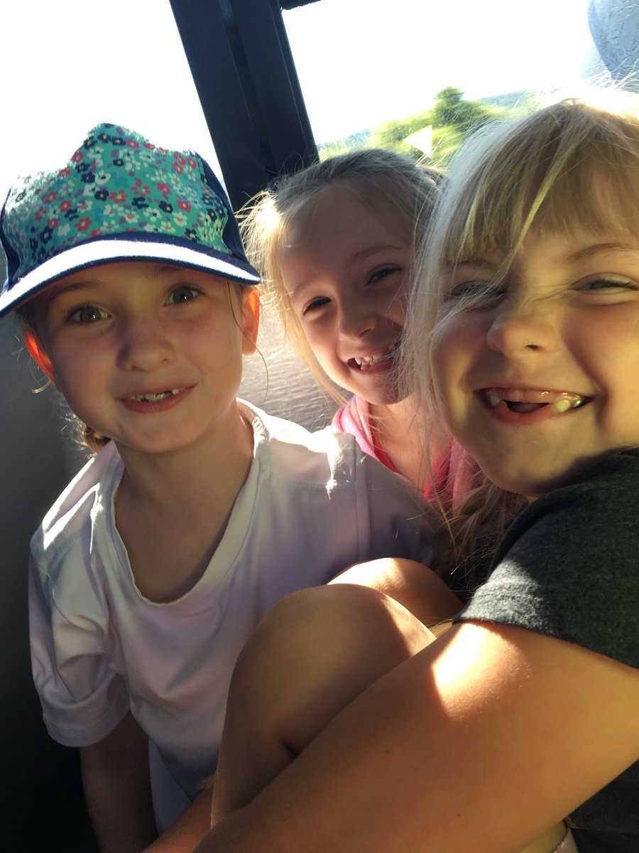 barry1stclark's tweet photo. On our way to The Wild Animal Park @CECSD_Barry #LiveEveryDayTheBarryWay https://t.co/sqd5Jft3x3