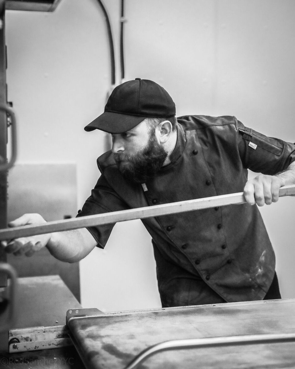 CorbeauxBakery's tweet image. Bread master? Know that dough? Come work with us!
We’re hiring an experienced bread baker to join our team
#nowhiring #corbeauxbakery #breadbaker #artisanbreads #bakerjobs #pastrylife #yycjobs #workwithus #dowhatyoulove 

indeed.ca/cmp/The-Fratel…