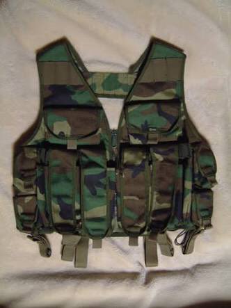 LynxやBulat等の有名なSOBR隊員が着用してるベストはもれなくDynaforce