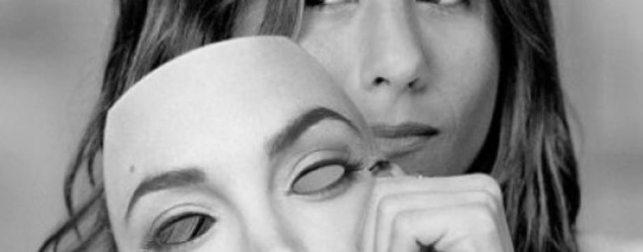 6 #lifehacks to overcome your imposter syndrome goo.gl/y4TDro @LizWattCoaching @BLTExecutiveCoaching #womeninrecruitment #impostersyndrome