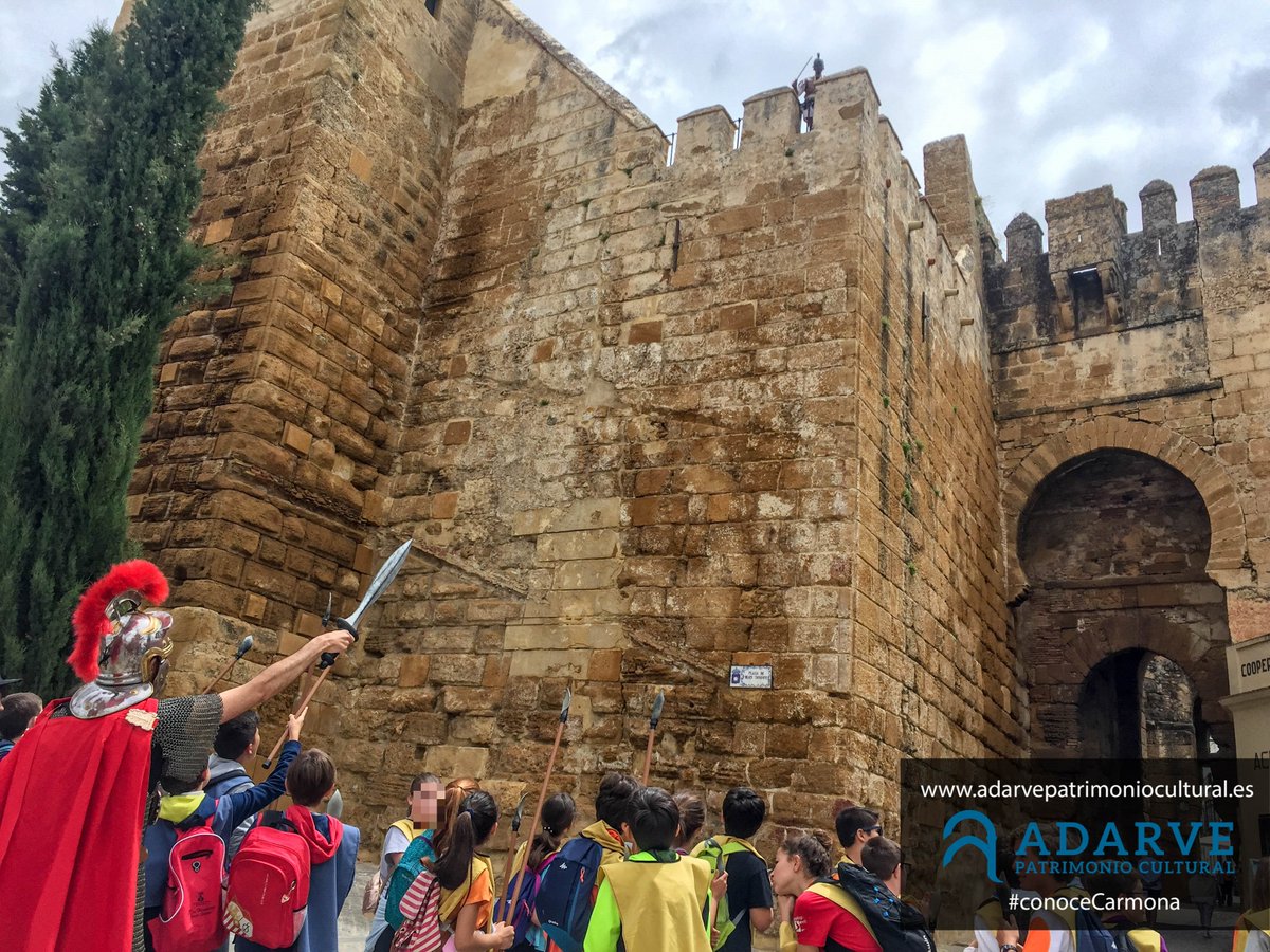 AdarveCultural's tweet photo. Cerramos #cursoescolar con nuestra última #actividadteatralizada Más fotos aquí: https://t.co/zzq3FXb2dd #aporcarmo #coles #ceip #romanos #funus #batalla #experiencia #actividades #primaria #teatro #vivencias #escolares #pedagogía #didáctica #enseñanza #Maestro #maestra #carmona https://t.co/TV6pwg7jGW