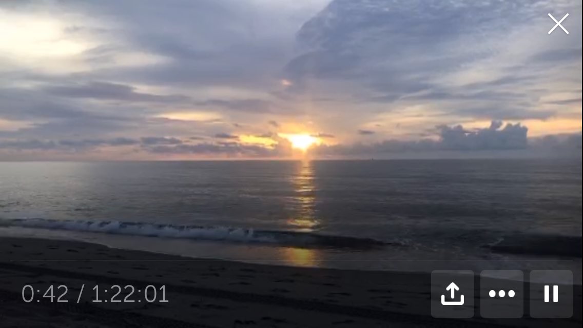 pbyrond's tweet photo. Watch @AzulYoga's broadcast: 90 days #yogaretreat countdown #talk #inspire #yoga #tuesdayth… https://t.co/xgAzu2BDl3 https://t.co/vtAyZKZPRg
