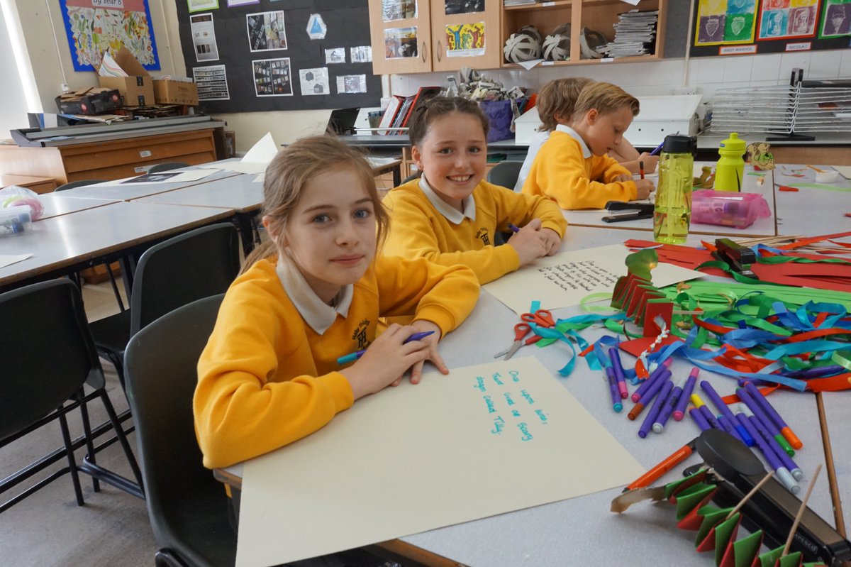 Gordon's School tweet media