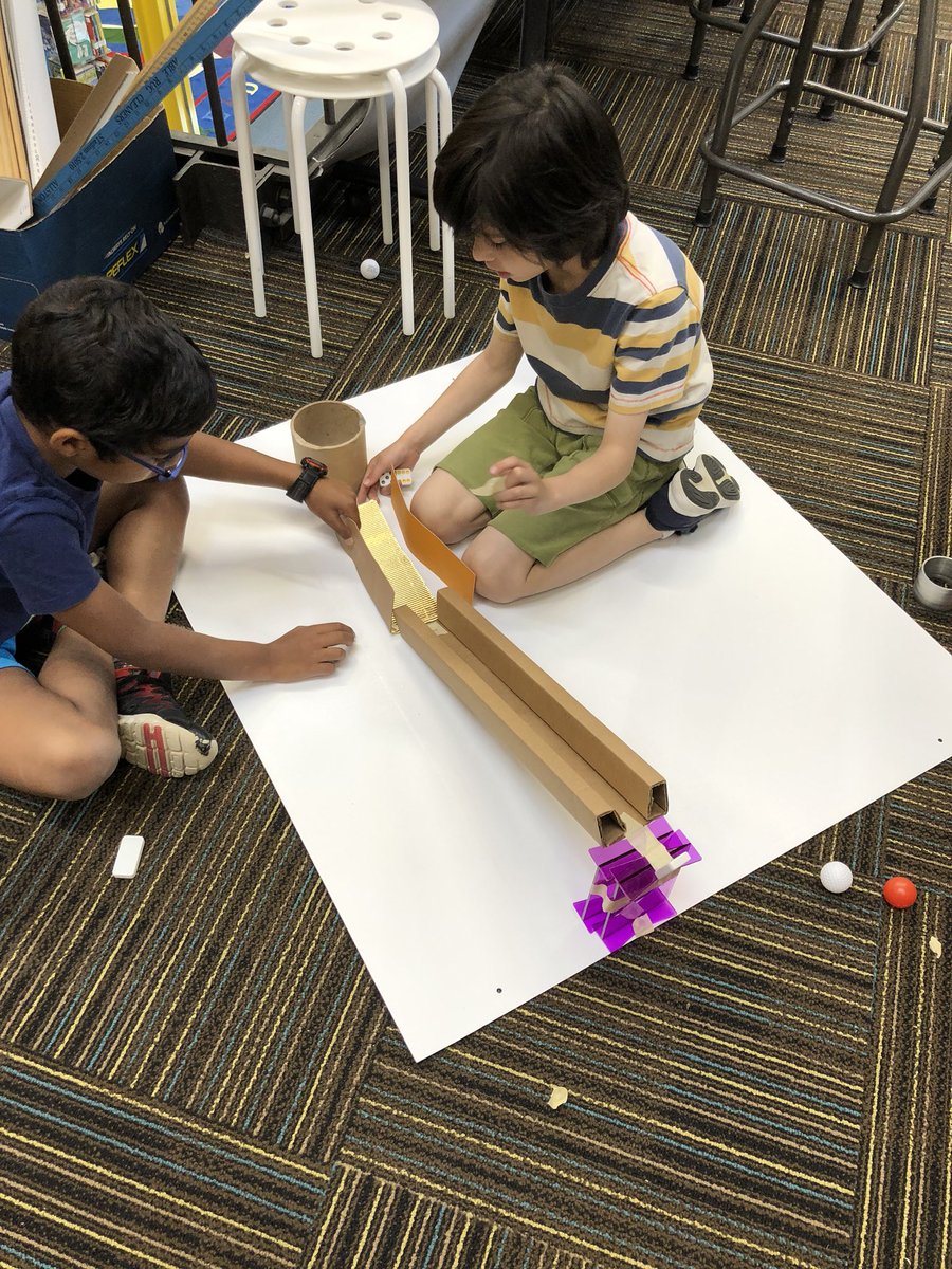 mrsmarsallo's tweet photo. Tuesday mornings in the Makerspace! https://t.co/S4EnNhCZDf