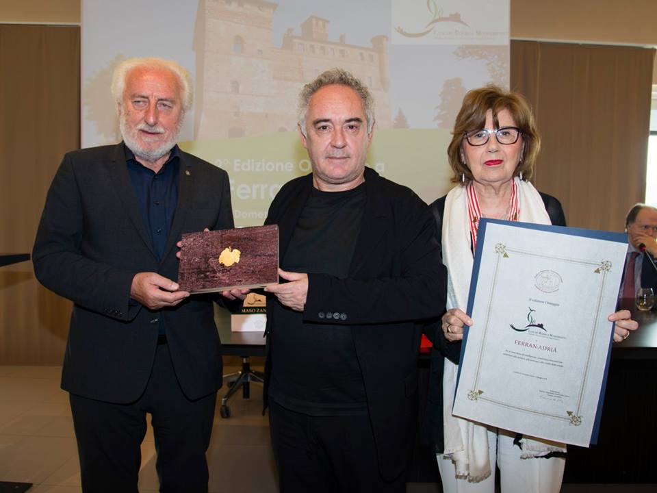 Castello di Grinzane (@cgrinzane) on Twitter photo A <a href="/ferranadria/">Ferran Adrià</a> "Per lo straordinario contributo di intelligenza, creatività e innovazione apportato alla tecnica, alla scienza e alla civiltà della tavola“. 
Tutte le foto su: facebook.com/media/set/?set… #gourmet #foodlovers #UNESCO #Langhe #Roero
#excellence #castellogrinzanecavour A <a href="/ferranadria/">Ferran Adrià</a> "Per lo straordinario contributo di intelligenza, creatività e innovazione apportato alla tecnica, alla scienza e alla civiltà della tavola“. 
Tutte le foto su: facebook.com/media/set/?set… #gourmet #foodlovers #UNESCO #Langhe #Roero
#excellence #castellogrinzanecavour