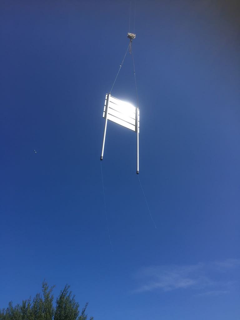 4site_implement's tweet photo. When you have a great site team on a beautiful day that help lift heavy legs into place! for Weston Homes Plc #ReadingRiverside.  (so sky hooks aren't a myth!) Looking forward to working on this site later in the year https://t.co/fgdnhrmKPr