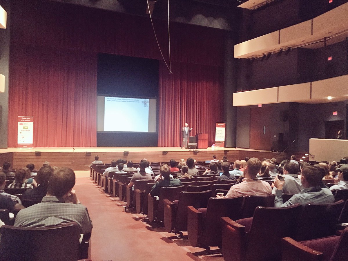 ngrpc18's tweet image. Prof. Rubinstein is talking about 5-10 hard puzzles in the soft airway surface layer! What a great interactive talk to start off the morning with prizes! 🙋‍♂️🙋‍♀️ #NGRPC18