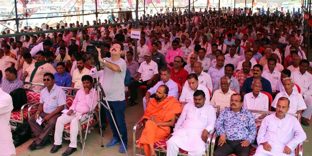 sambitswaraj's tweet image. आज ओडीशा में भारत के लोकप्रिय प्रधानमंत्री श्री नरेंद्र मोदी जी के ४ वर्षों का लेखा जोखा जन सम्मेलन में प्रस्तुत करने का मौक़ा मिला।
मोदी जी के प्रति ओडीशा के जनता में अनन्य प्रेम है।