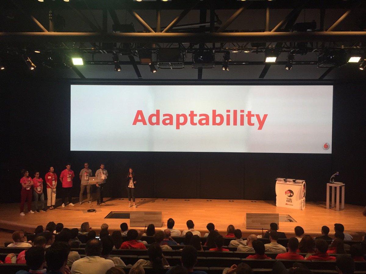 VodafoneIT's tweet photo. Uno alla volta, i gruppi partecipanti a #TOBiHack salgono sul palco del Vodafone Theatre per raccontarci come si immaginano il futuro di TOBi. https://t.co/qe3SOCHFOI