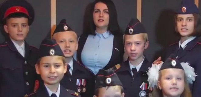 Limportant_com's tweet photo. Russian journalist forced to resign for criticizing pro-Putin propaganda on Instagram https://t.co/JADlZJsq78 @globalvoices https://t.co/3j7yg8PwZK