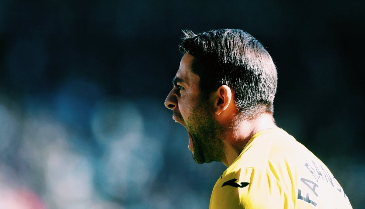 WestHamSocial's tweet photo. Łukasz Fabiański:

✔ Made more saves (369) than any other keeper since the start of the 2015/16 Premier League season. 

✔ One of the top 3 keepers across Europe's best five leagues last season for most saves (136).

⚒ Solid signing for the Hammers. https://t.co/zquj83euu5