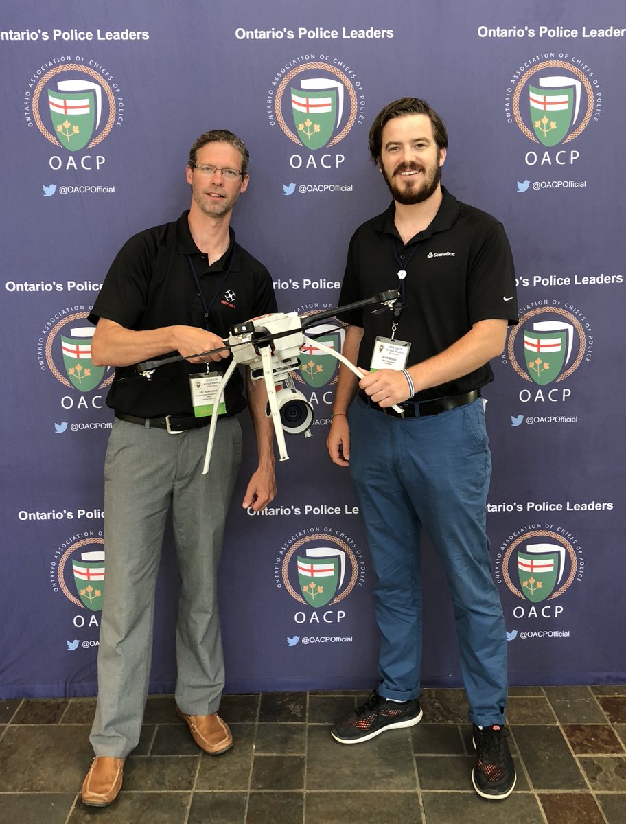 scenedocinc's tweet image. Hanging with Ontario-based @aeryonlabs at #OACP2018. More great #LawEnforcementTech grown here in Canada! 🚁🚔🍁