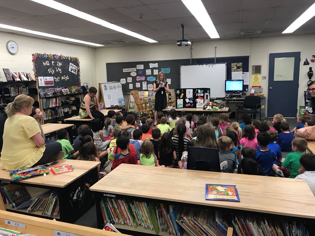 mshortonshub's tweet photo. So many great summer programs happening at the #londonpubliclibrary. Kids are so excited! Thanks @londonlibrary for visiting @wilton_grove and getting our wizards looking forward to summer reading programs. #tvdsb #tvdsbllc https://t.co/x6afQPEwBl