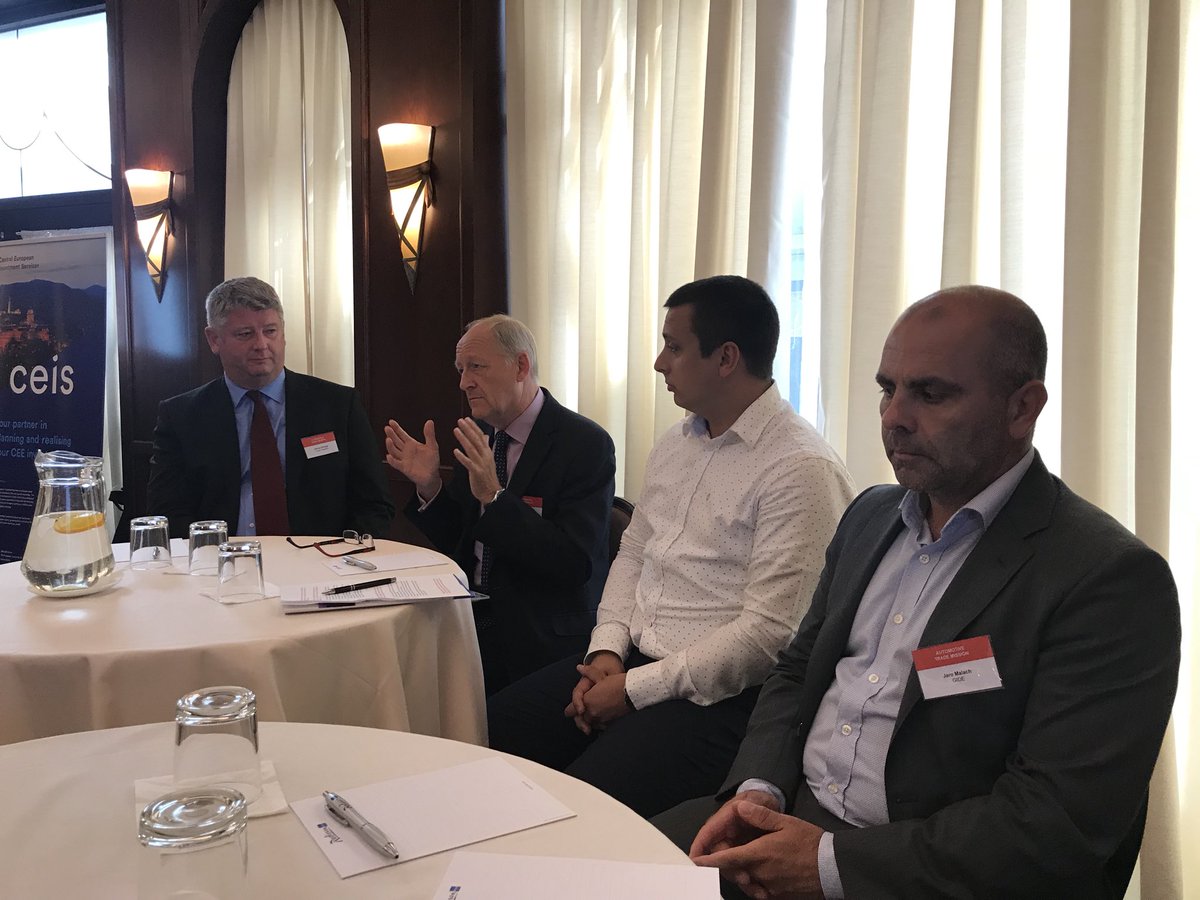 Chris_Plant's tweet image. @santanderuk.@thevoiceofauto b2b meetings for our delegation@GrantThorntonSK @GrantThorntonHu @SARIO_agency @CzechInvest_CZ @BritChamSK #vobevent @businessisgreat @UKinSlovakia