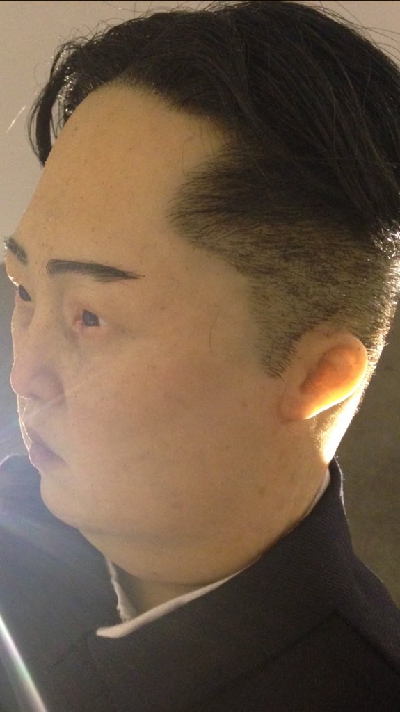 UNIXGallery's tweet image. With today’s summit between Donald Trump and Kim Jong-un in mind, @merinoeugenio reinforces #art’s awesome and affective power
.
#unixgallery #eugeniomerino #cubeartfair #contemporaryart  #trump #potus #northkorea #Nuclear #artist #sculpture #trumpkin #cubeartfair