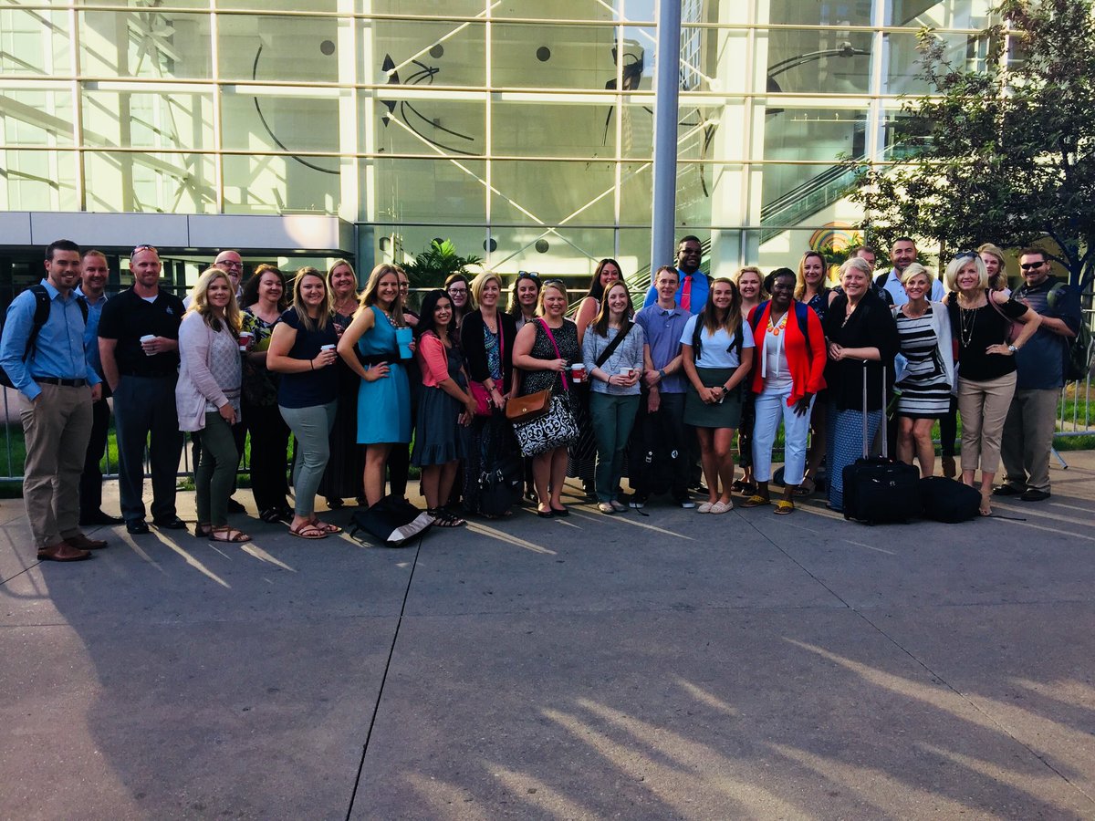 ElizabethSavidg's tweet photo. Excited to start our ⁦@AVID4College⁩ adventure with these amazing ⁦@ISDSchools⁩ middle school educators!  #doingwhatsbestforkids #isdstrong https://t.co/q2mBfvfclK