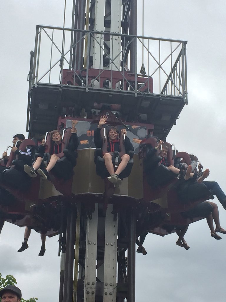 NWSnl_Form5's tweet photo. #NLPostCE #NLLeavers on the inferno and detonator https://t.co/A9iBkX0amt