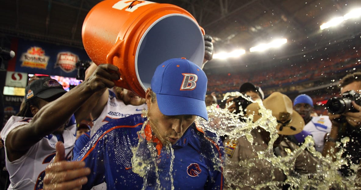 SECCountryMiss's tweet photo. The most underrated college football teams per decade  #OleMiss https://t.co/kvg23Kk0Le https://t.co/EBp52QifKb