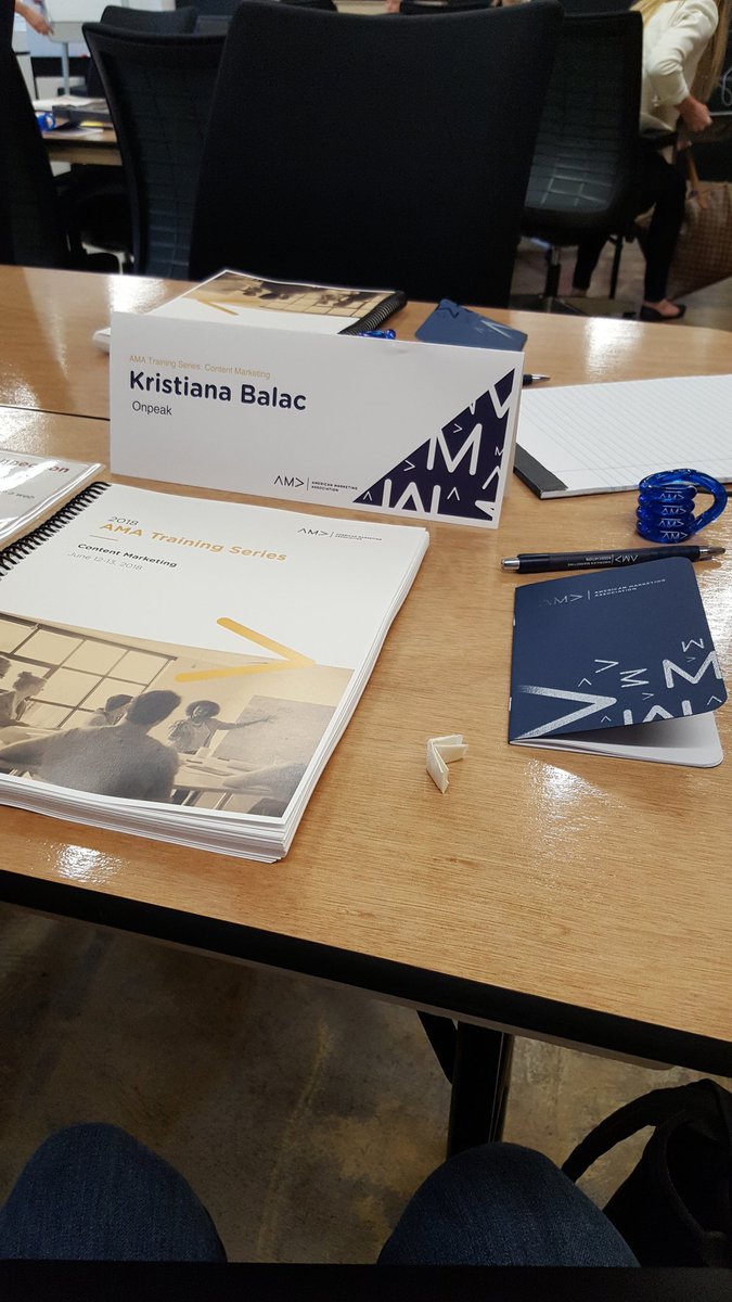 BlueFocus's tweet image. RT @duvi88: A content marketing expert in the making. #amalive8 #onpeak  #contentmarketing #content