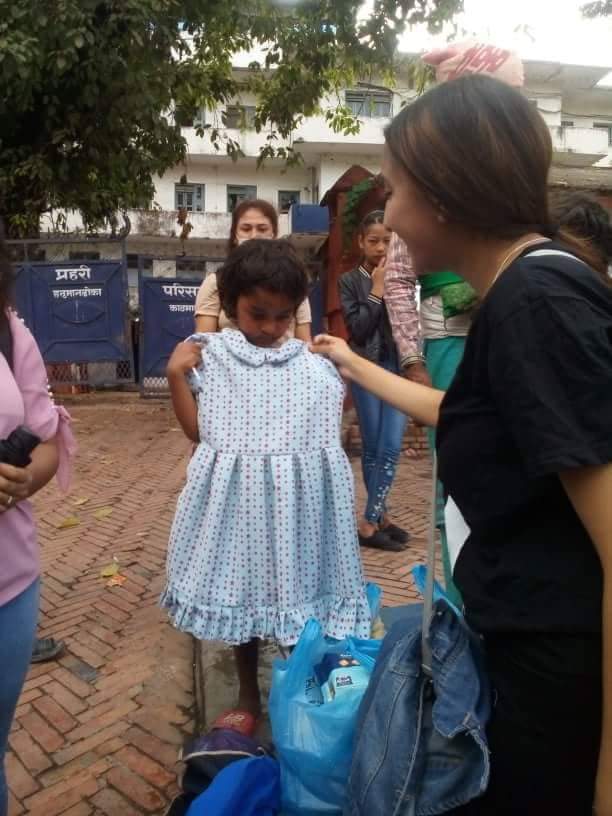 BTSARMY_Nep's tweet photo. Nepalese ARMY celebrated @BTS_twt 5th Anniversary by donating foods and clothes to the needy children of Kathmandu. They also went to "Manav Sewa Asaram" ( A Human Service Home) and donated foods, clothes etc to those helpless people.
#5YearsWithBTS https://t.co/eFc74pNzpz