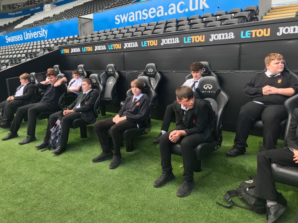 TackleWales's tweet photo. Great to see Dyffryn Lower School continue their @CommunityOsprey TACKLE experience with a visit to the Stadium today https://t.co/ItUuvxcN2K