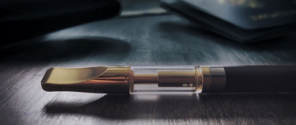 puffpenvapes's tweet photo. Modern look with a futuristic puffs! Thatβs how Puff Pen Vapes do it! .
Shop using the link in our bio ππΌ
.
.
.
.
.
#ThePerfectPuff #Elevate #KeepCalmAndVapeOn #P2 #P2V #Lifestyle #Vaping #Vapes #VapeLife #Vaporizer #Smoke #SmokeShow #DabPen #CBD #DAB #VapePen #PuffPenVapes https://t.co/VDP0njfxQD