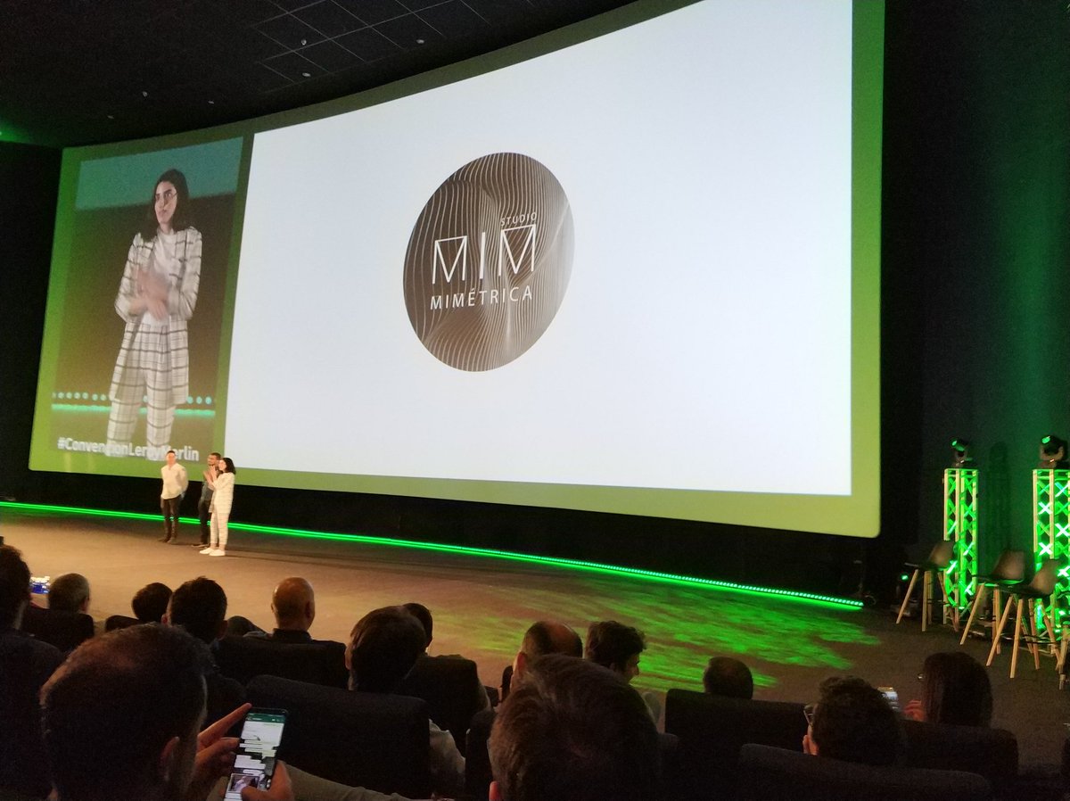 yo_aguilar's tweet photo. @Mimetrica #ConvencionLeroyMerlin presentación de mimetrica en la convención https://t.co/LEPZQxQvYc