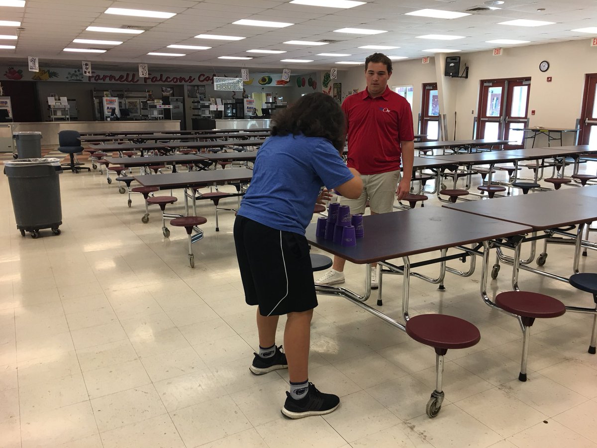 ReadonmyON's tweet photo. North Side Street Team update! Intense Tuesday morning fun at Farnell Middle HOST program racing to build rocket ships and stacking cups relay races after reading about Awesome Space Robots! @FarnellHCPS @hcpshost @hubofschool @myONreader https://t.co/qoaQ6rNUuE