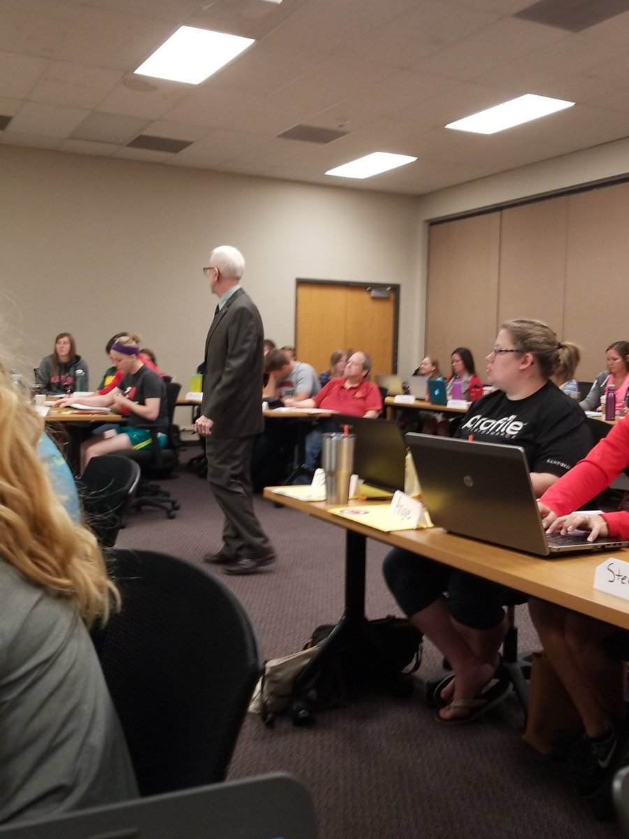 MrBrianBode's tweet photo. #APLtraining #Day2 #NWAEA #ActiveParticipation #TeachingBehaviors https://t.co/chfWwwtW7C