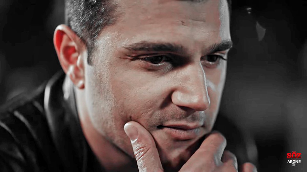 Fethinin aşka düştüğü an 

UmudunLisanı EyFet