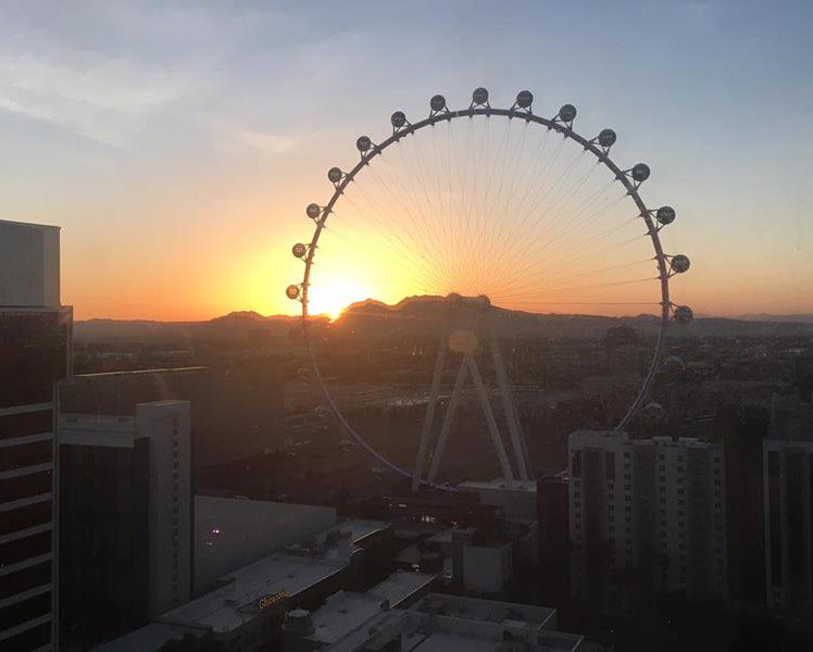 The last pic I took in #LasVegas when getting back to the hotel at 05:30 - what a breath-taking #sunrise! #HolidaySnap #VacationPics #sunrisephoto #sunnyday #OnlyInLasVegas