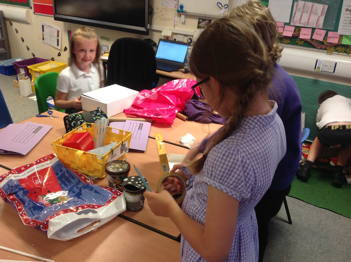 CedarsParkPri's tweet photo. Wagtails have been busy making their instruments ready for their next Stomp music lesson tomorrow. #makingbeautifulmusic https://t.co/L5Hm9ILDfc