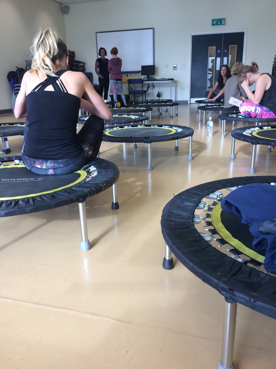 Vicky_Rodgers95's tweet photo. I attempted Bounce class 🙈 Very fun and a good workout but I had no idea what I was doing 😂 I am so uncoordinated 😂 Glad I did it with @Ginge_Sarah 😄 #Bounce #bounceclass #ipswich #goals #workout #fun https://t.co/b71kWNovLy