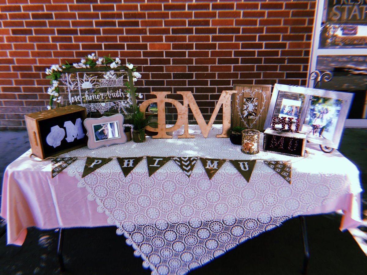 fsphimu's tweet photo. ••Come visit our booth during {Dog Days} to find out more about our sisterhood and Greek life @Fresno_State ••
#FSPhiMu #GoGreek #WeAreGreek https://t.co/Vpreotfw6i
