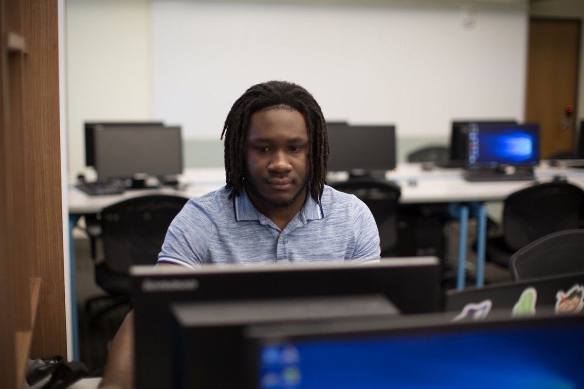 SaintLeoUniv's tweet photo. CYBERSECURITY MAJORS! Saint Leo's Master of Science - Cybersecurity Academic Achievement Scholarship is still available to new students for our Summer 2 term! Apply Today - deadline is June 22. Requirements ➡️ https://t.co/GCaWTj9OBx #MSCybersecurity #MySaintLeo https://t.co/venHvk0NTv