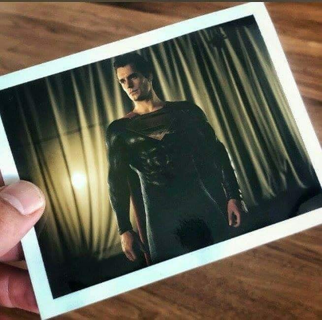 HenryCavillLatin tweet media