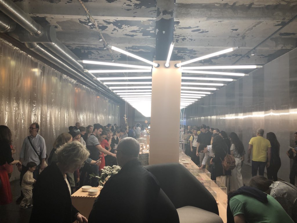 di_mad's tweet image. Tenemos lleno total #ProductoFresco2018 #CentraldeDiseño @mataderomadrid