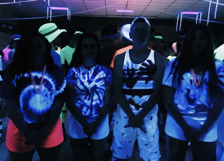 GracieHacker's tweet image. Happy birthday big brother @BarrettHowson have a good day and don’t get too wild🤗