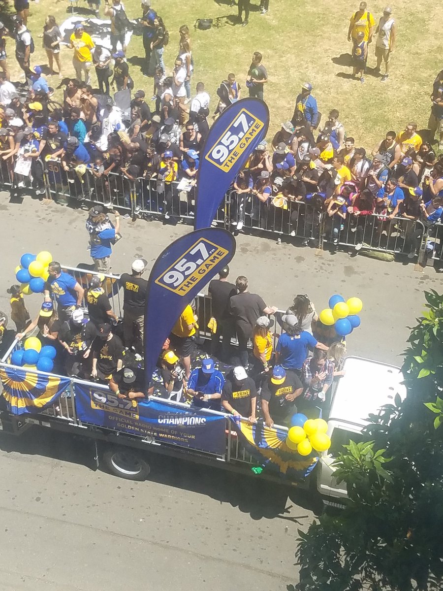 OffbeatPeat's tweet photo. @JoeFortenbaugh @dandibley @LorenzoNeal and the res of @957thegame gracing #thebillions with their presence. https://t.co/8if03t6ECW