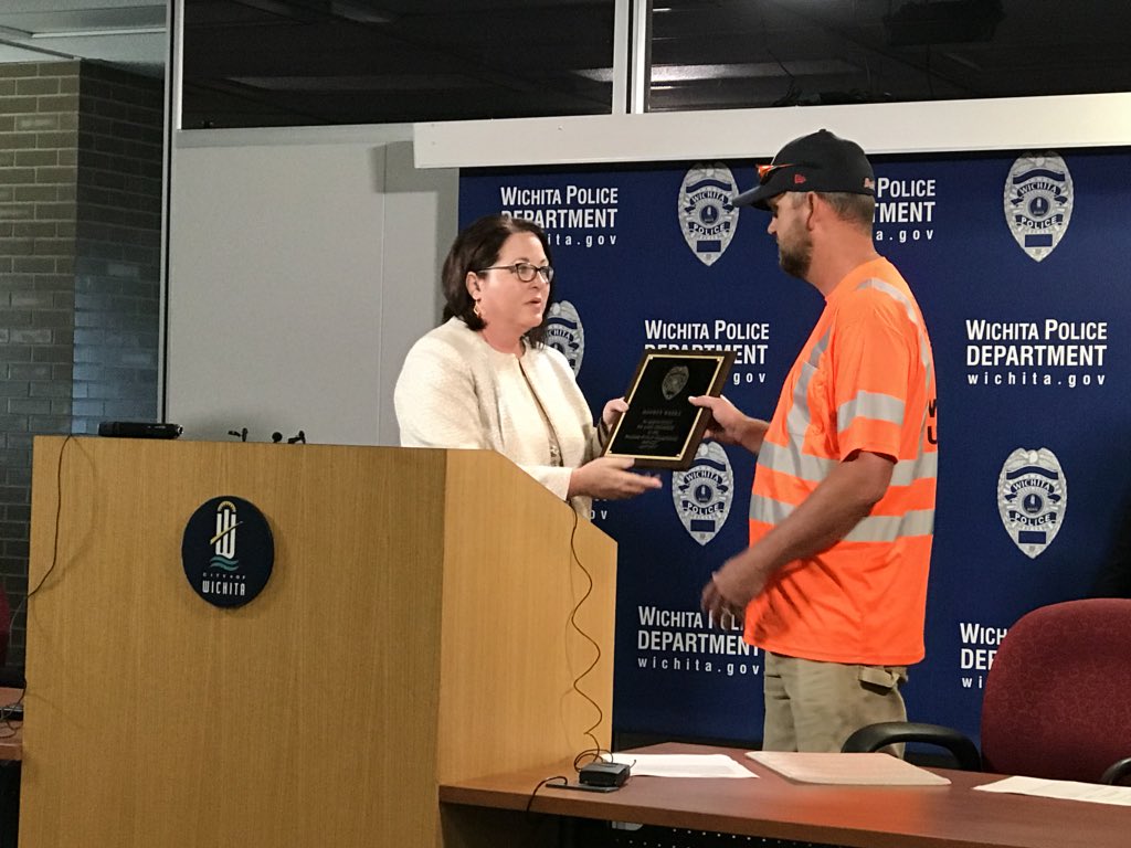 Jeffrey Weeks received the Outstanding Citizen Award this morning for his actions to stop a sexual assault in March.   He’s been working for <a href="/CityofWichita/">City of Wichita</a> Public Works for 8 years. 

@KAKEmonica talked to him: kake.com/story/37832354…