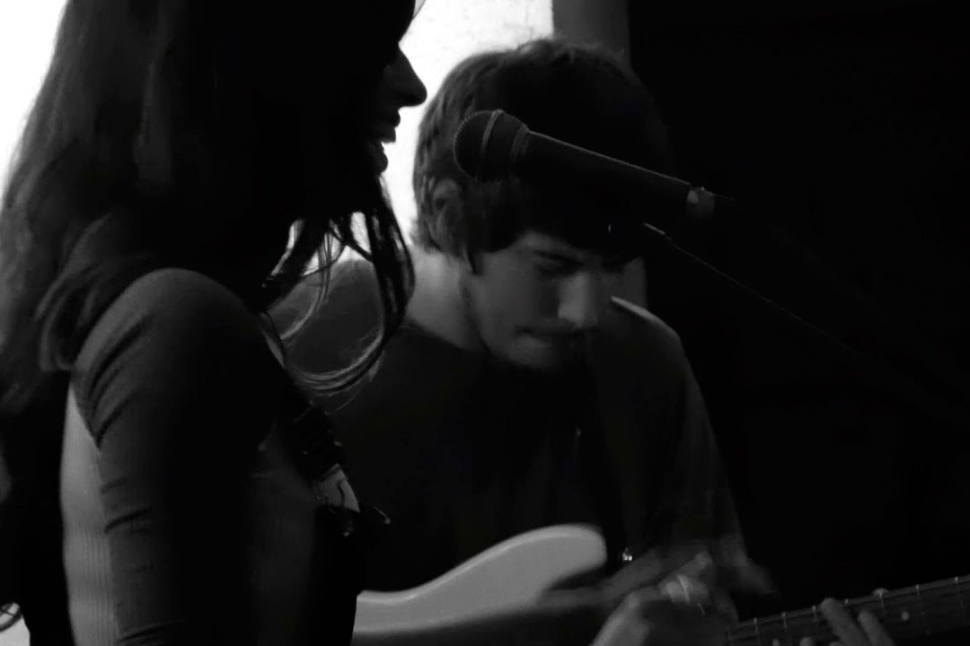 Dóna un cop d'ull al vídeo del concert secret que va organitzar la plataforma <a href="/cqustic/">acqustic</a> el passat 12 de maig a #transformabcn. Una nit màgica on vam poder gaudir del talent de Joel K Feeney i <a href="/kaueiricka/">Kaué i Ricka</a>: bit.ly/2LKVRw2