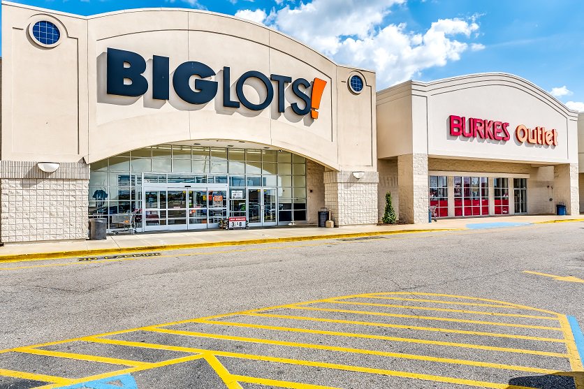 McClintonCRE's tweet photo. McClinton Commercial negotiated the Premiere Place Shopping Center @BigLots renewal and is proud to have a continued relationship with a good retailer! #Leasing#Retail #McClintonCommercialRealEstate #CCIM #AlabamaRetail https://t.co/5TW76alzAv