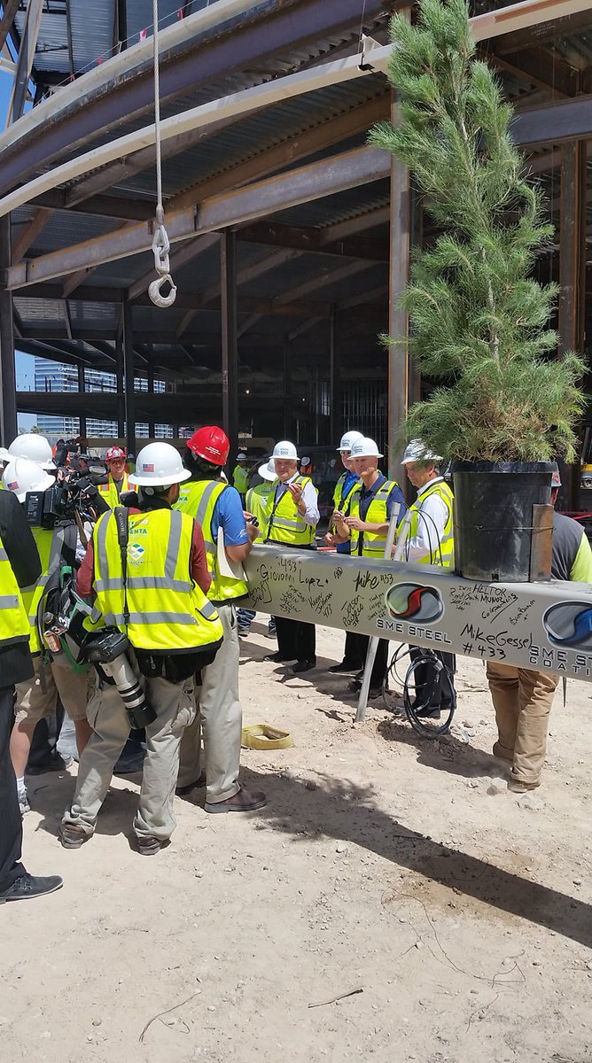 TopeKnight's tweet image. .@SteveSisolak has been a supporter of hard working Las Vegans for years. Today’s the day you can help him do this for all Nevadans moving forward. From the T-Mobile arena to the new Raiders Stadium, Sisolak stands with and supports workers. #GOTV #vegasstrong #hammerthevote