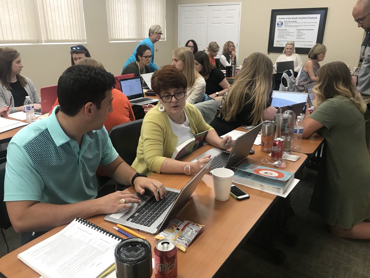 KelliCoons_'s tweet photo. These fourth grade teachers are creating some amazing unit plans with @RubiconAtlas @infopublicd1 @Jodi29322Jodi #d1transforms https://t.co/q1k1ESLAjr