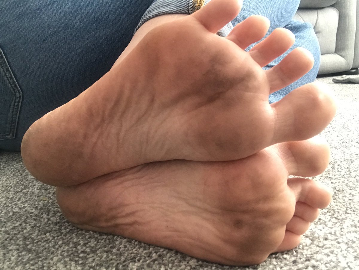 LaceyLoves3's tweet photo. My feet are so sweaty and dirty right now #feetfetish #feet #footworship #findomqueen #toes https://t.co/l9dR0YLCju