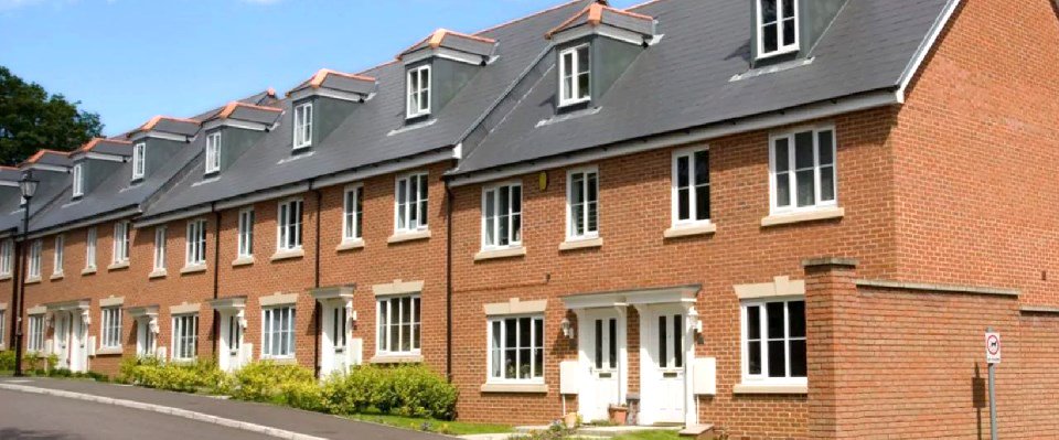 Are you a landlord looking for reliable management of your rental properties? 

Landlord and tenant satisfaction guaranteed!